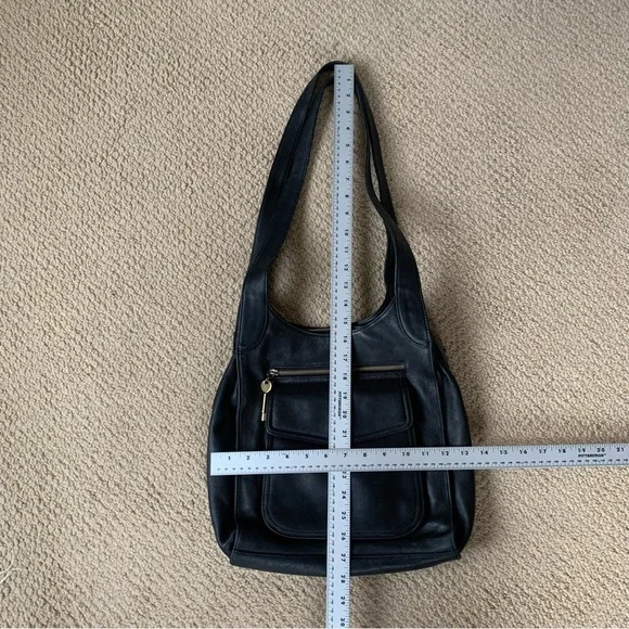 Vintage Fossil Black Soft Leather Shoulder Bag Zipper 90’s Y2K + Brass Key Charm - Picture 2 of 12